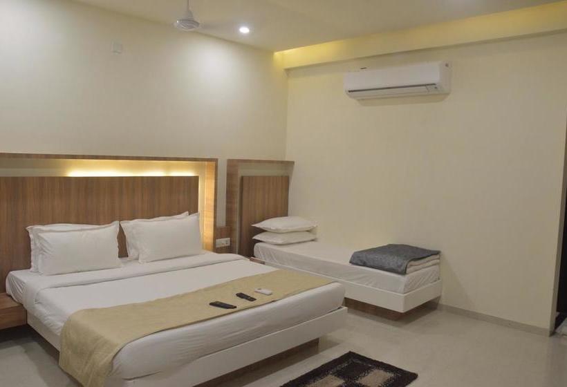 هتل The Grand Dwarika