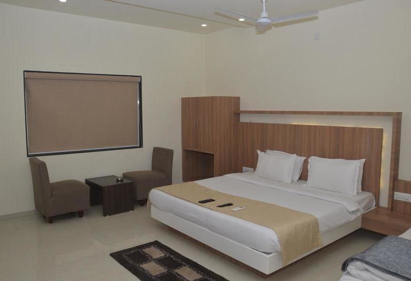 هتل The Grand Dwarika