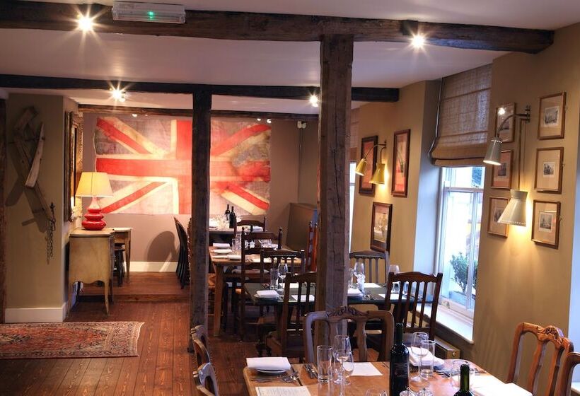 酒店 The White Hart