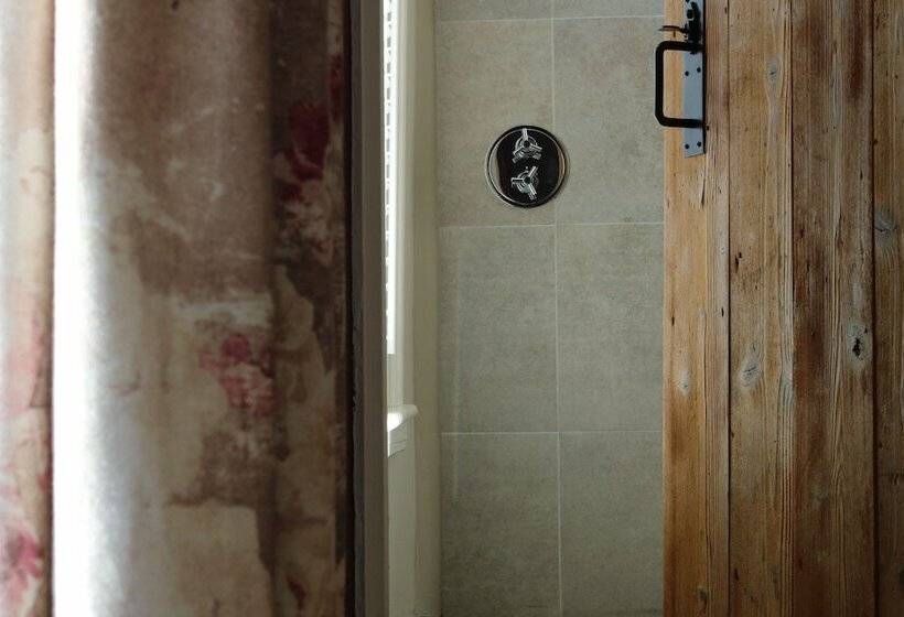 酒店 The White Hart