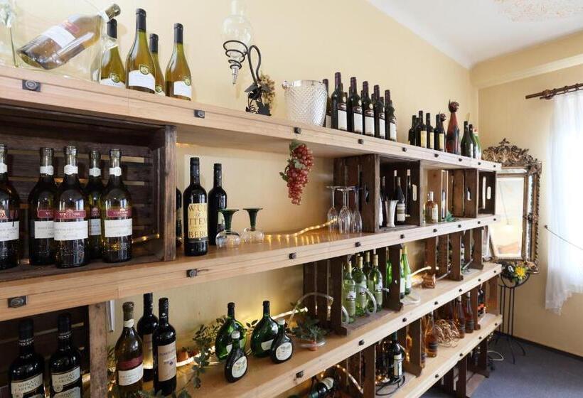 Отель Zur Linde