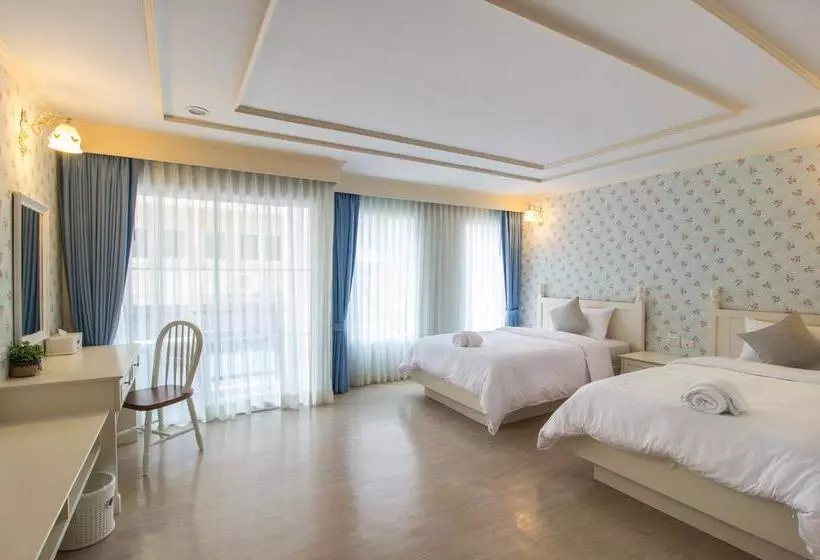 S.swiss Hotel Ratchaburi