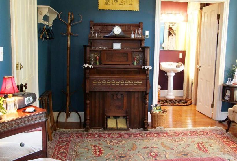 צימר Amethyst Inn