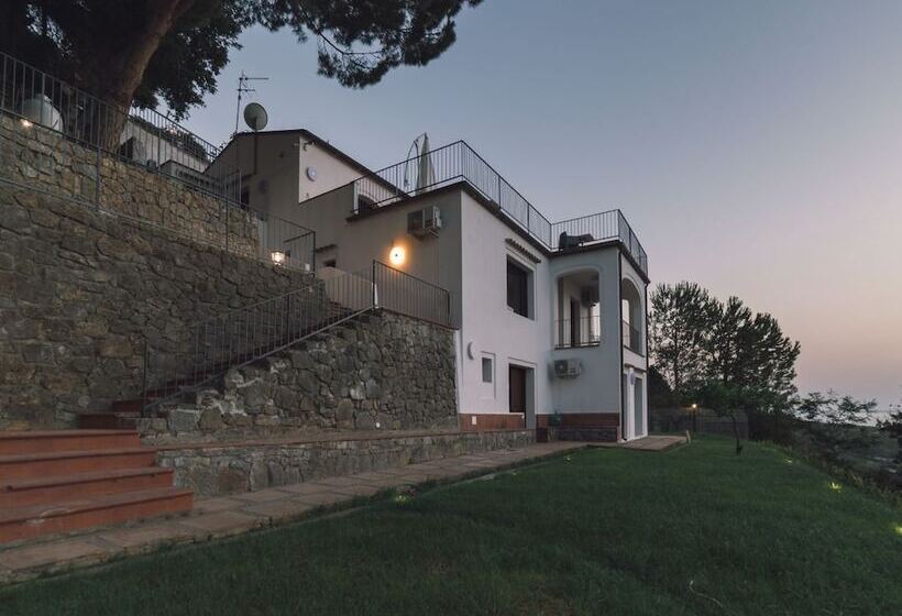 مبيت وإفطار Villa Crawford