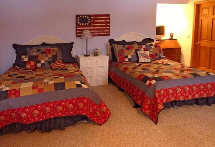 Cold Moon Farm B&b