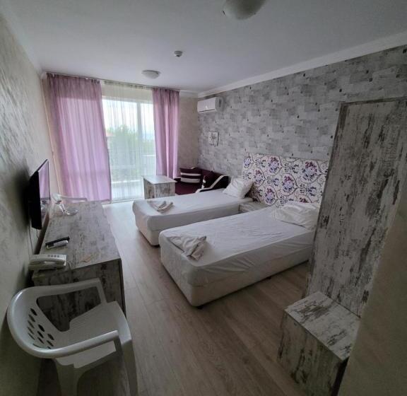 酒店 семеен хотел прованс ахелой