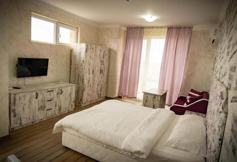 酒店 семеен хотел прованс ахелой