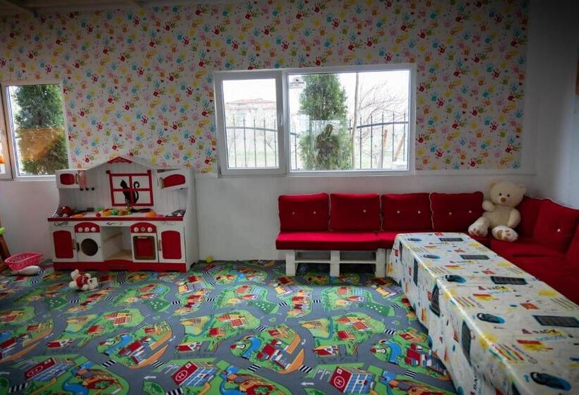 酒店 семеен хотел прованс ахелой