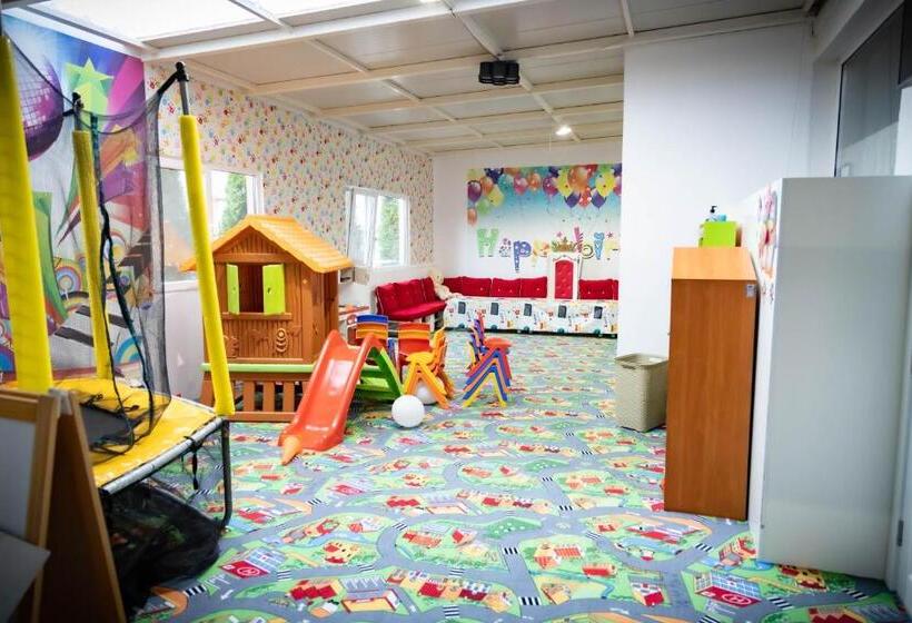 酒店 семеен хотел прованс ахелой