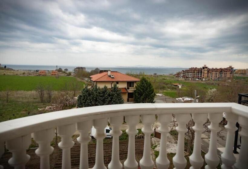 酒店 семеен хотел прованс ахелой