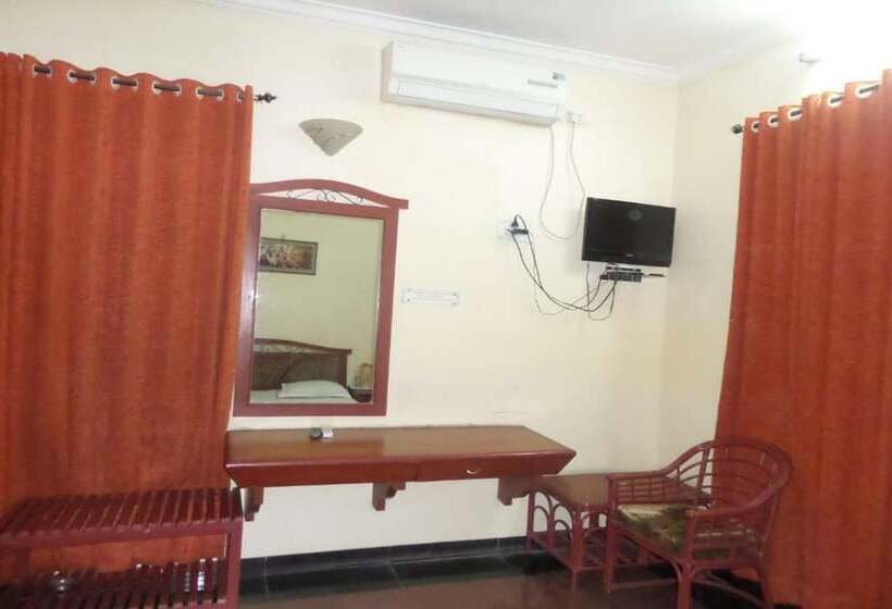 Hotelli Ambassador Executive