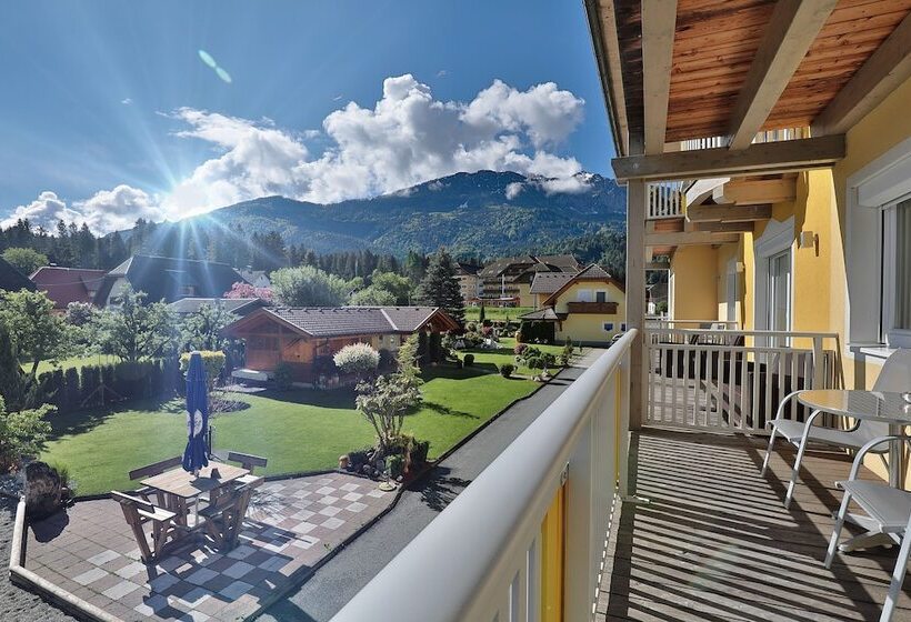 בית מלון כפרי Garni Zerza