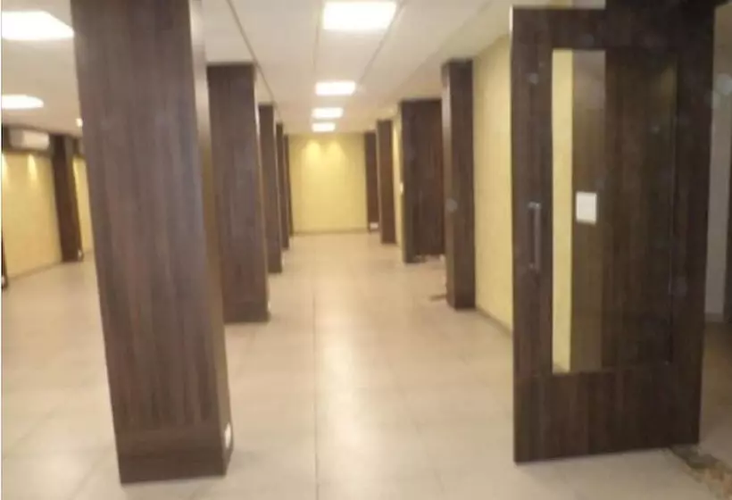 ホテル Lords  Eco Inn Gandhidham