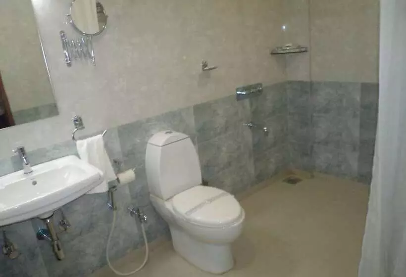 ホテル Lords  Eco Inn Gandhidham