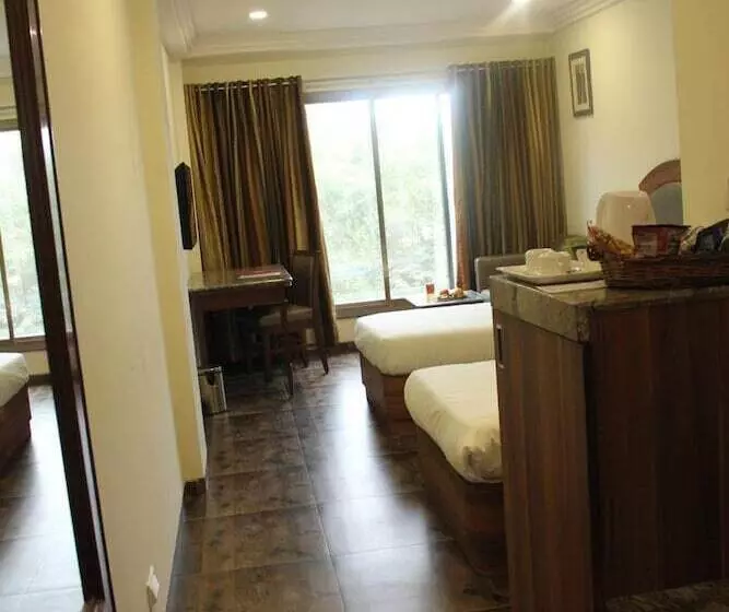 ホテル Lords  Eco Inn Gandhidham