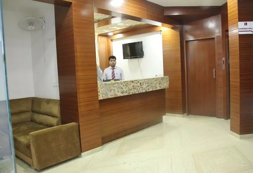 ホテル Lords  Eco Inn Gandhidham