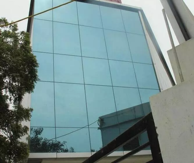 ホテル Lords  Eco Inn Gandhidham