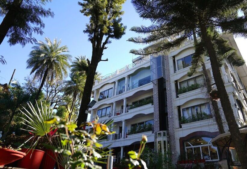 Hotel Sheratone A Luxury