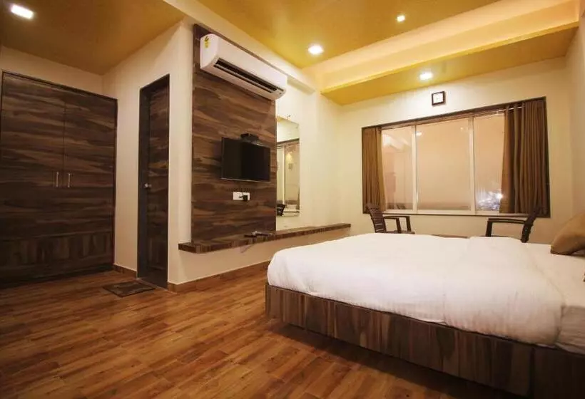 Hotel Vraj Inn