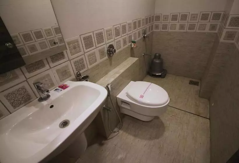 Hotel Vraj Inn