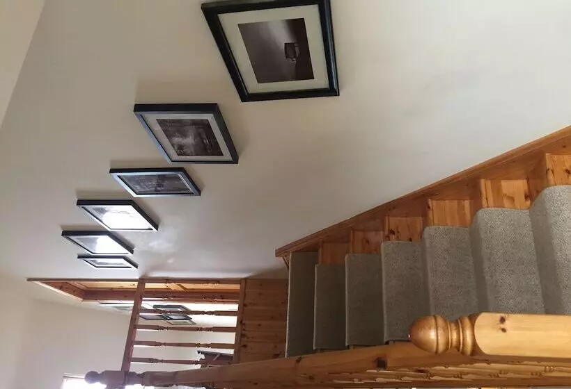 Marnic House B&b