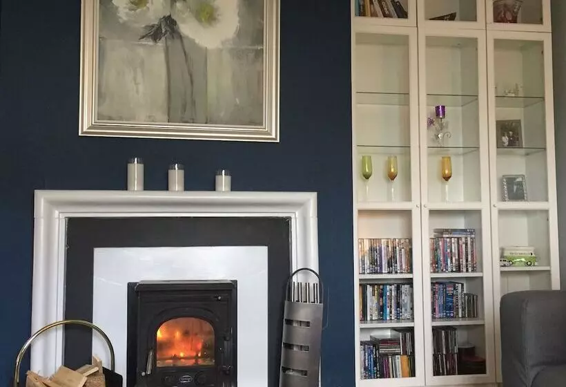 Marnic House B&b