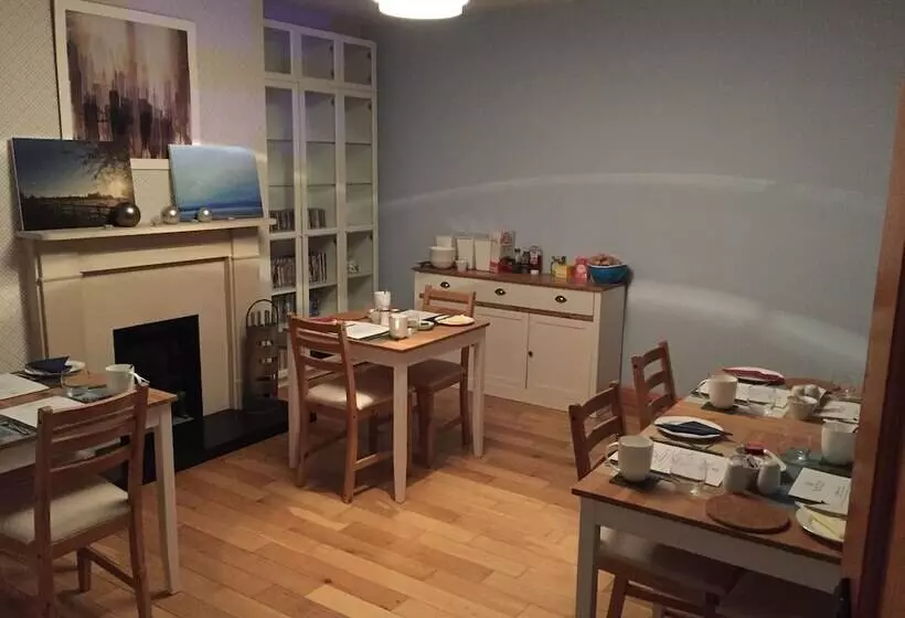 Marnic House B&b