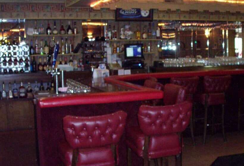 Мотель The Royal Inn