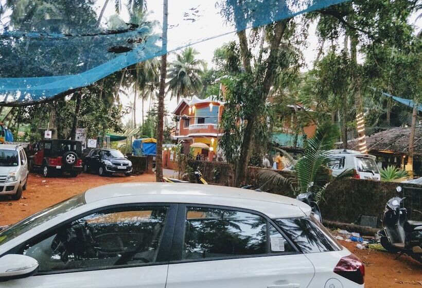 Mandrem Village Resort