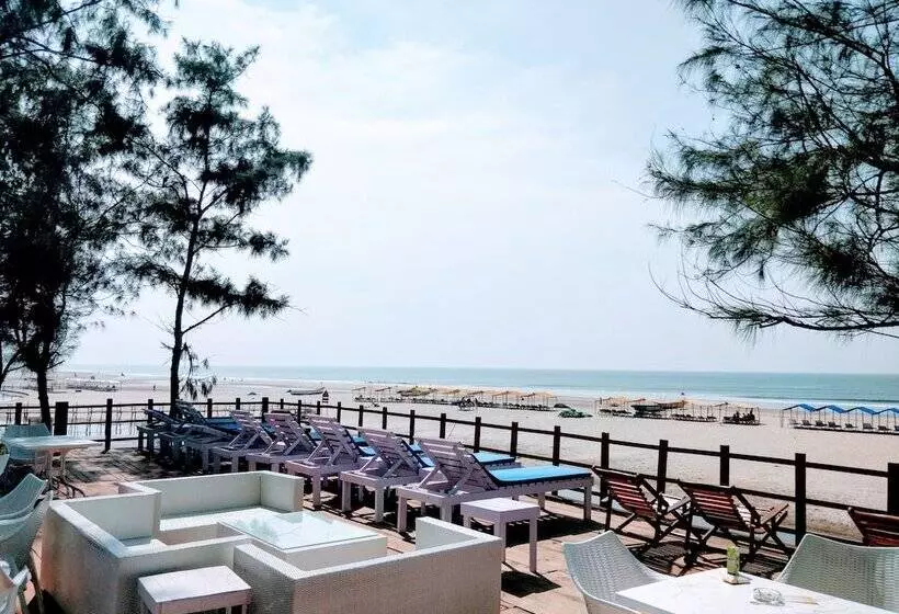 Mandrem Village Resort