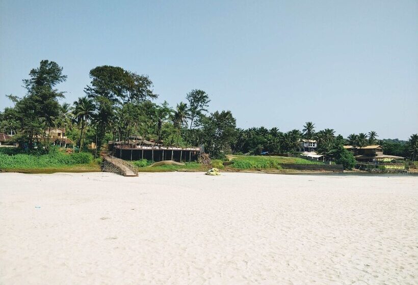 Mandrem Village Resort