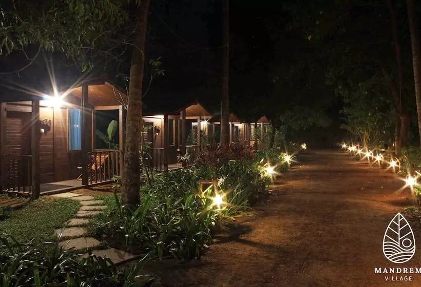 Mandrem Village Resort