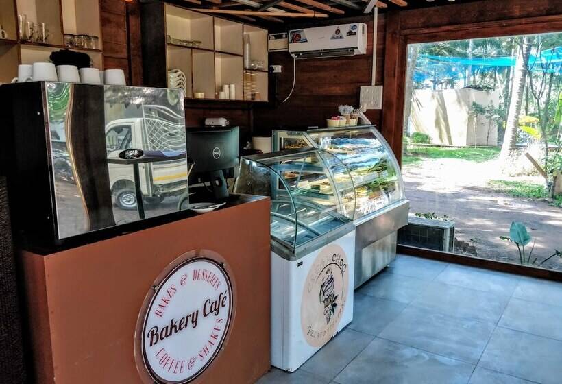 Mandrem Village Resort