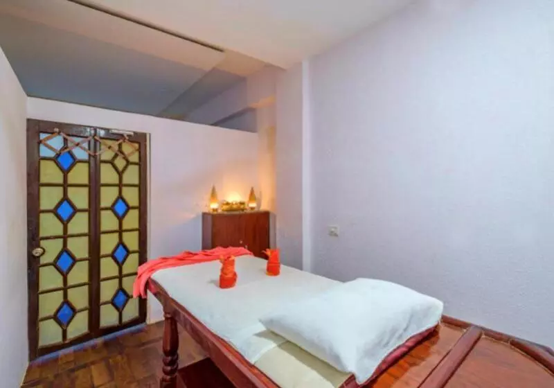 リゾートホテル The Riverwood Forest Retreat Pench