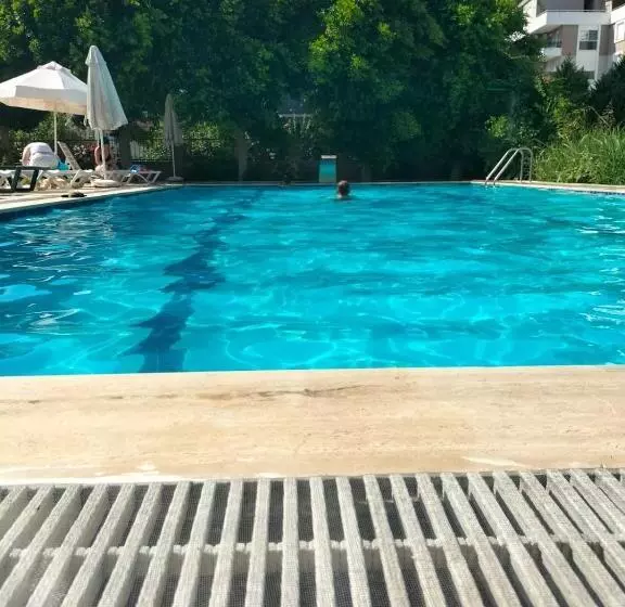 Antalya Begonvil Apart
