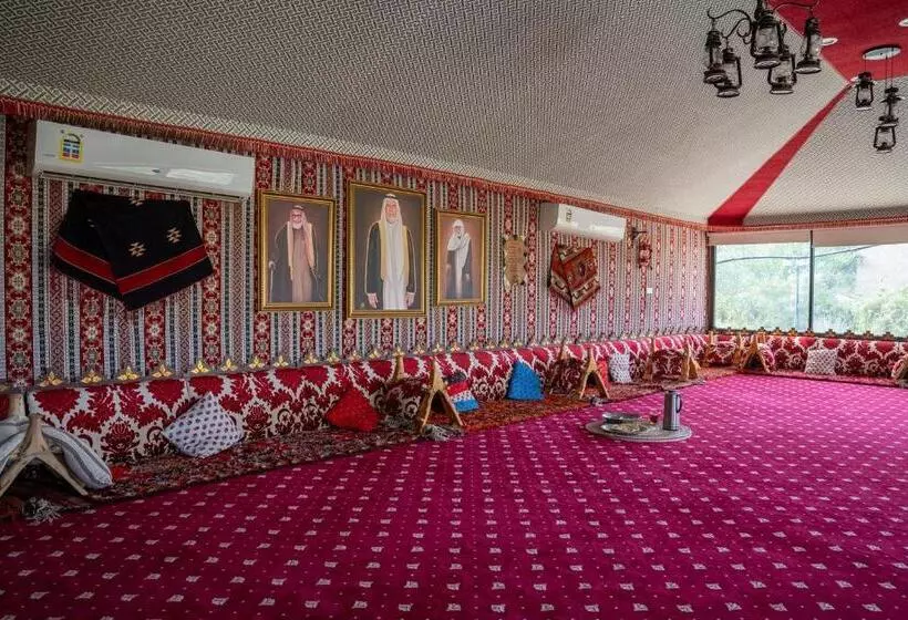 ホテル Al Rehbah Farm Resort   منتجع مزرعة الرحبة