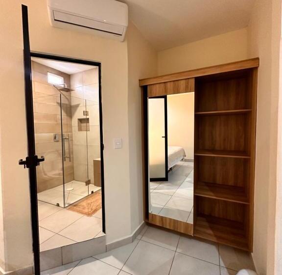 فندق Centro Apatzingán