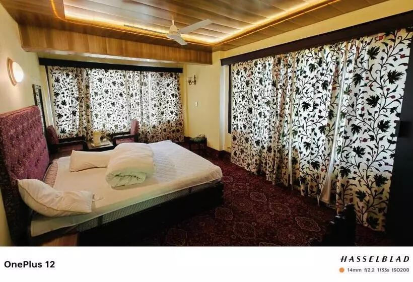 Hotel Kabir