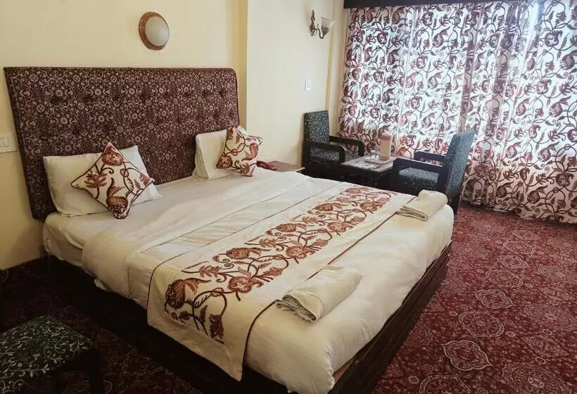 Hotel Kabir