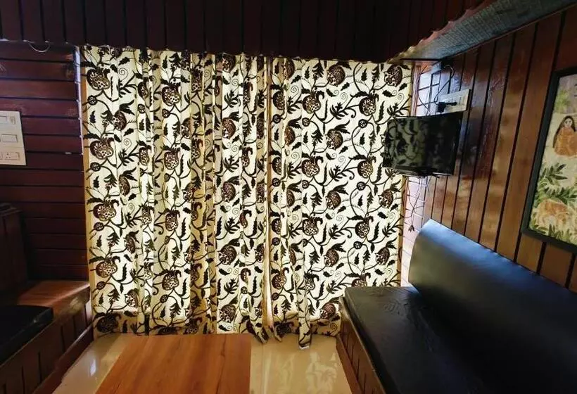 Hotel Kabir