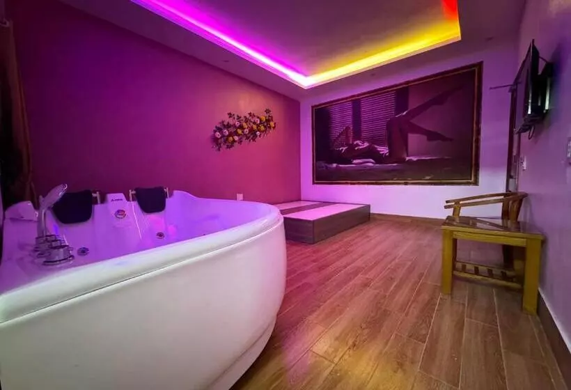 هتل & Masaage Hương Giang 2