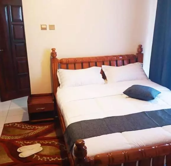 هتل Sarai