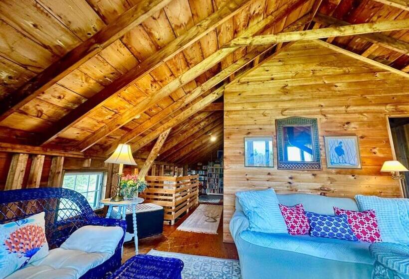 ホテル Tapley Farm Charming Barn At Salt Water Farm