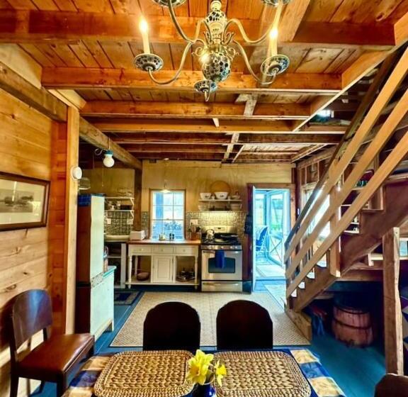 ホテル Tapley Farm Charming Barn At Salt Water Farm