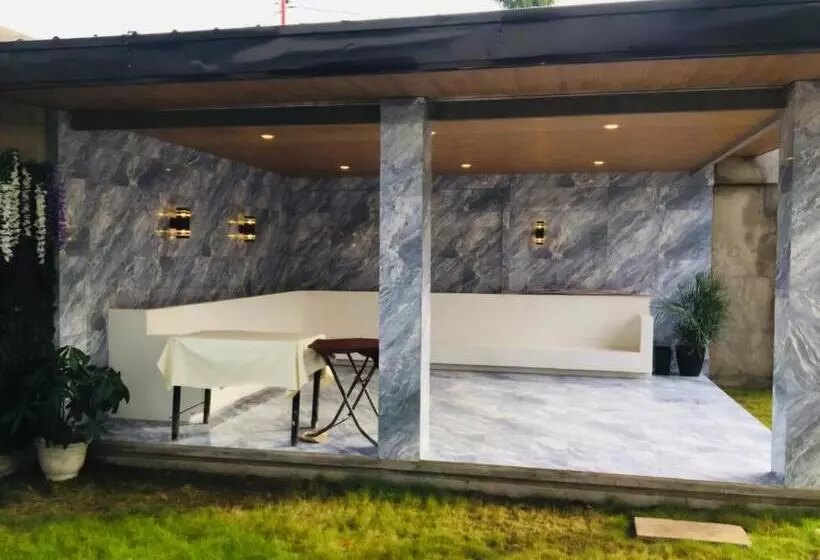 Mommy Mia Bed And Breakfast