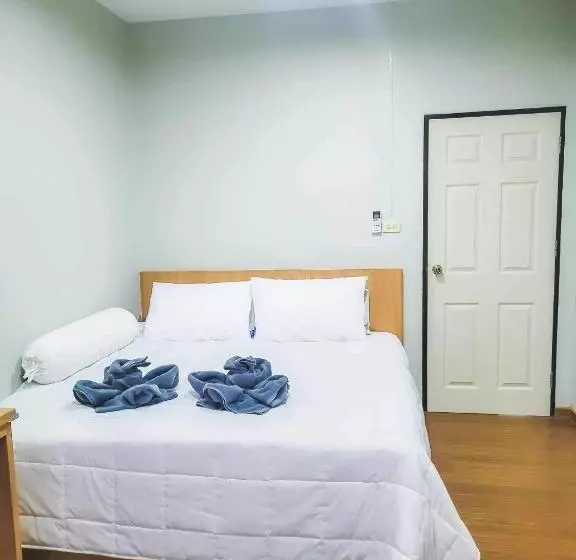 Majatalo Cher Emm Home