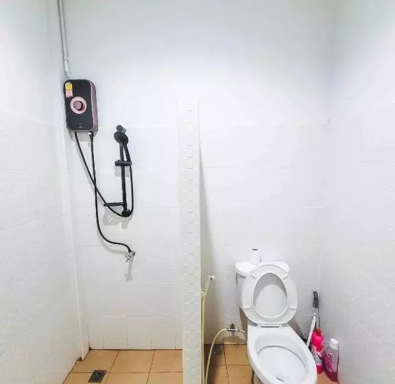 Majatalo Cher Emm Home