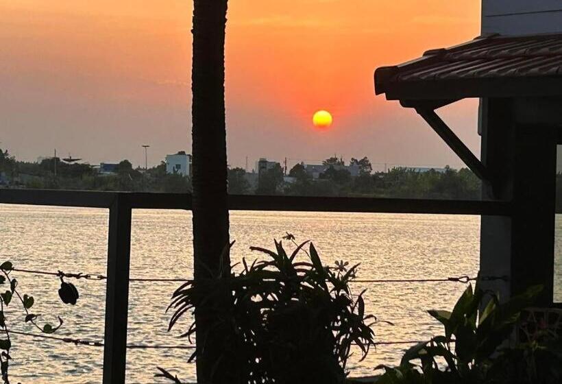 پانسیون Khu Nghỉ Dưỡng Green Gate Riverside