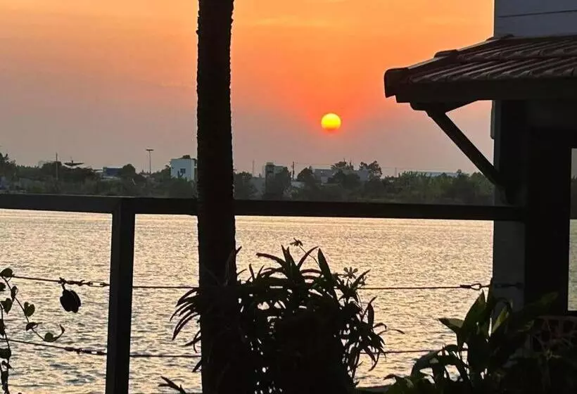 پانسیون Khu Nghỉ Dưỡng Green Gate Riverside