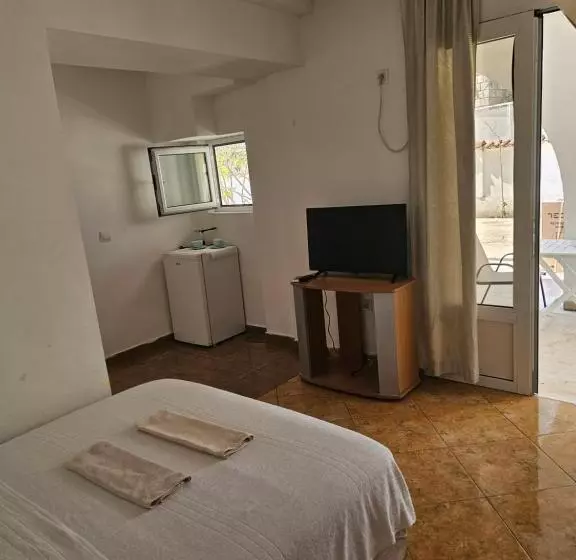پانسیون Rustic Room